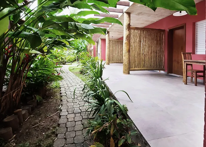 Pousada Tubes - Hostel Maresias